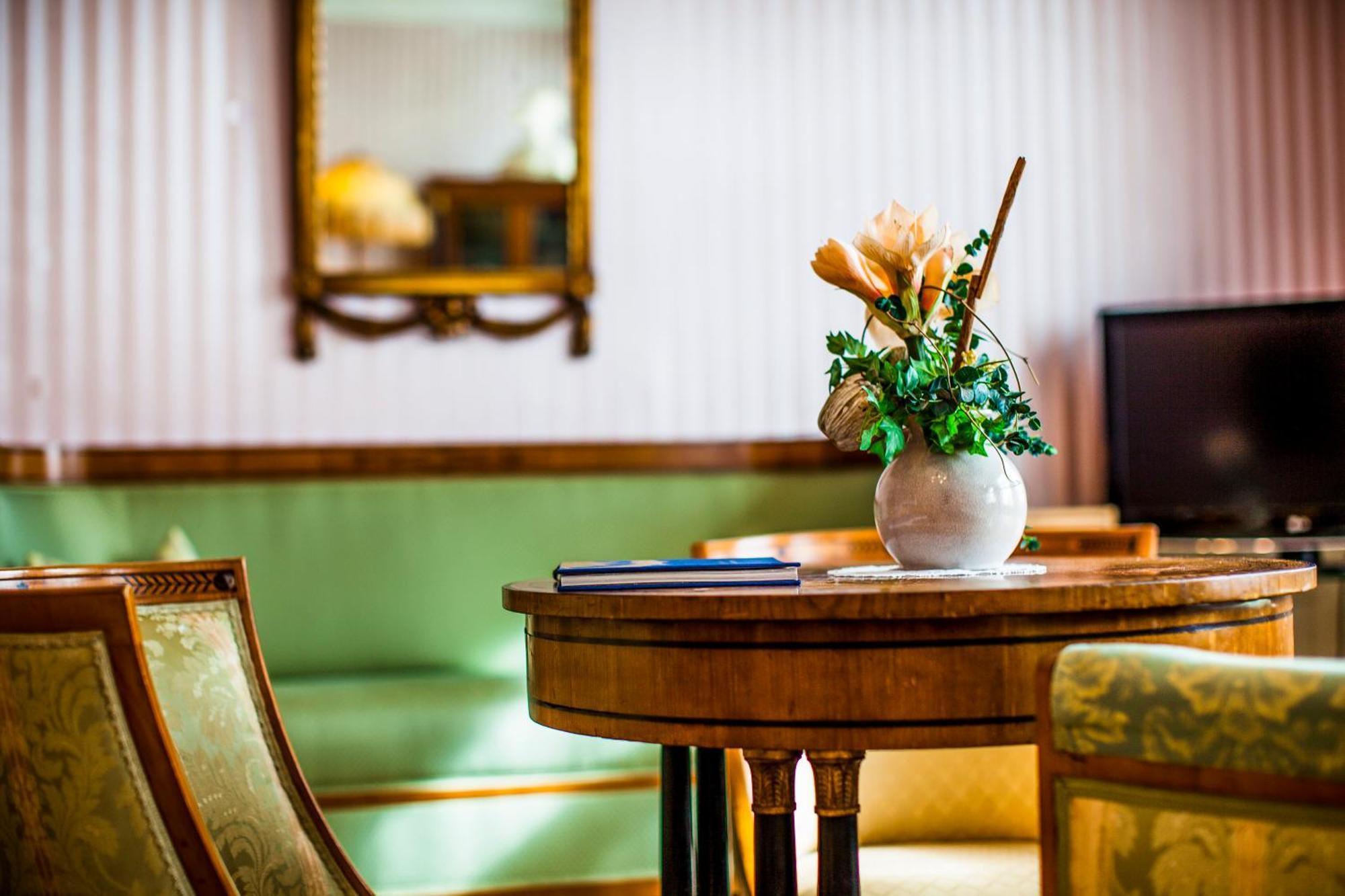 Готель Boardinghouse Sonne Оффенбург Екстер'єр фото